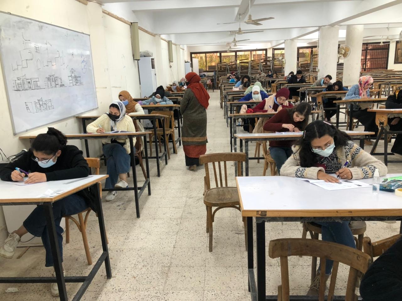 متابعة الامتحانات