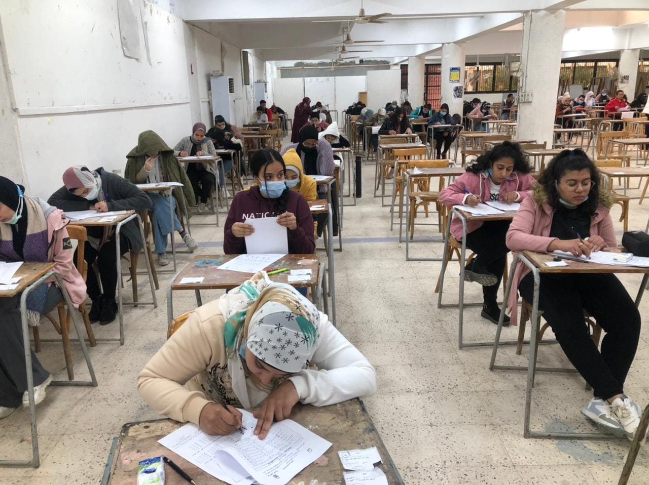 متابعة الامتحانات