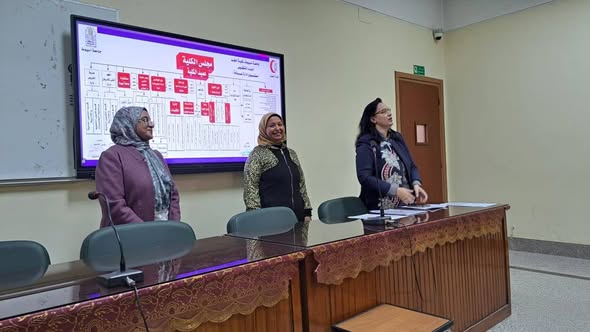 وحدة ضمان الجودة بكلية الطب جامعة أسيوط تنظم دورة تدريبية حول الهيكل التنظيمي ورؤية الكلية ٢٠٢٦ - ٢٠٣٠