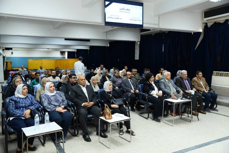 عميد كلية الطب بجامعة أسيوط يثمن البصمات العلمية لمؤسسي قسم الأمراض الصدرية الراحلين