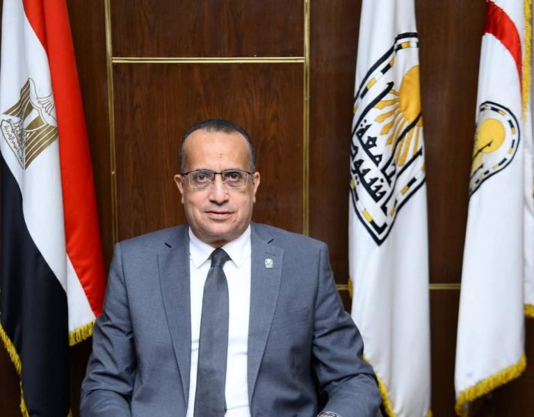 The Dean of the Faculty of Medicine commends the successes of the postgraduate studies and research sector during the year 2025