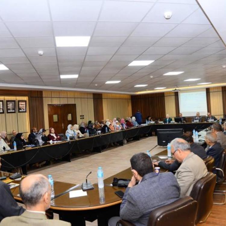 The Assiut Medical Council holds its session No. (802)
