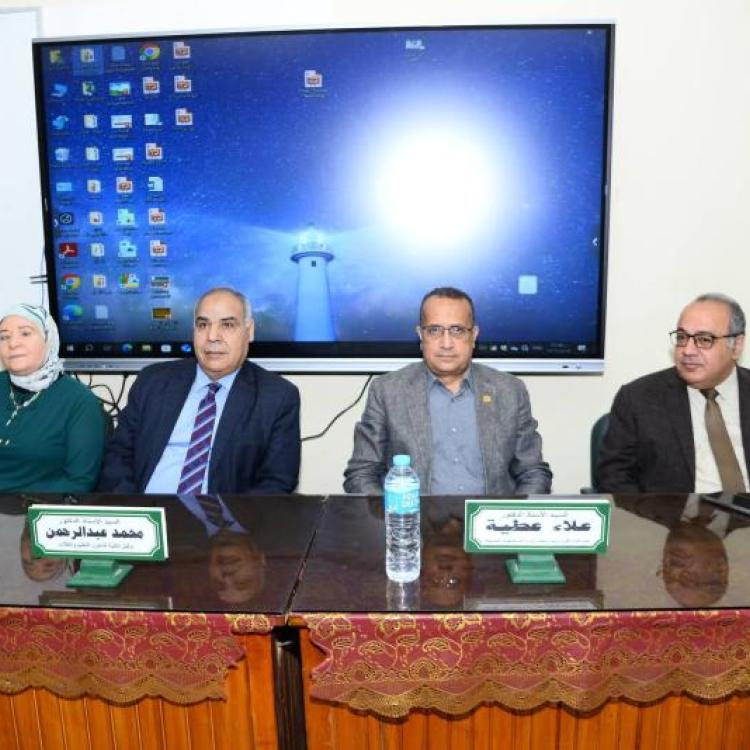 Assiut Faculty of Medicine honors postgraduate staff in recognition of their outstanding efforts